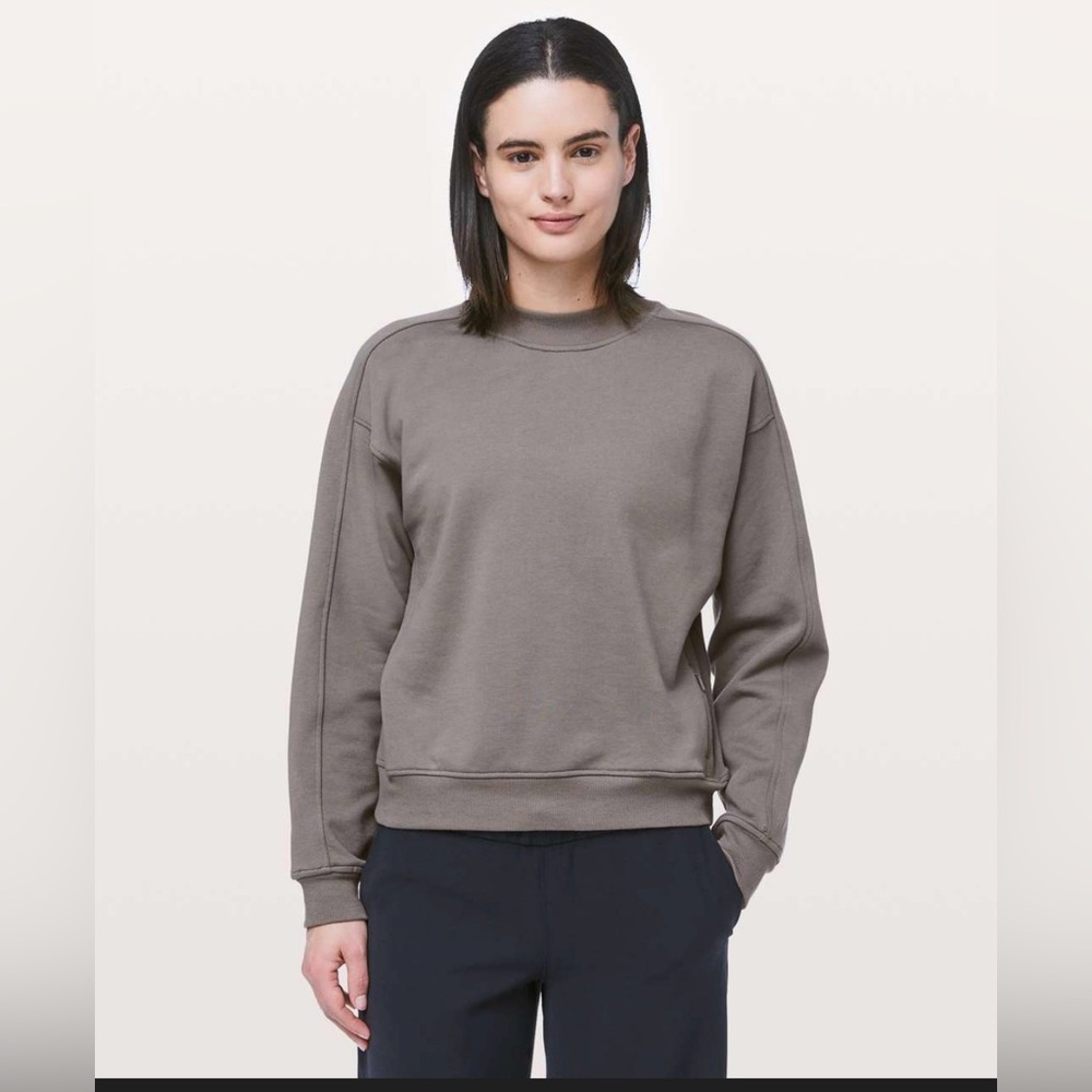 Lululemon Crew Chill On Pullover Taupe Sweater - Picture 2 of 9